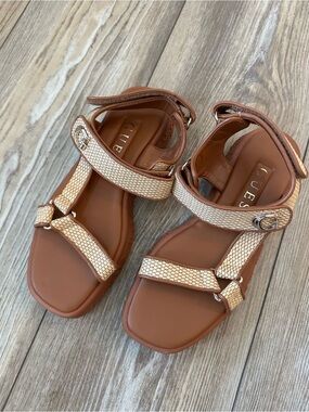 GUESS platform raffia Sandals